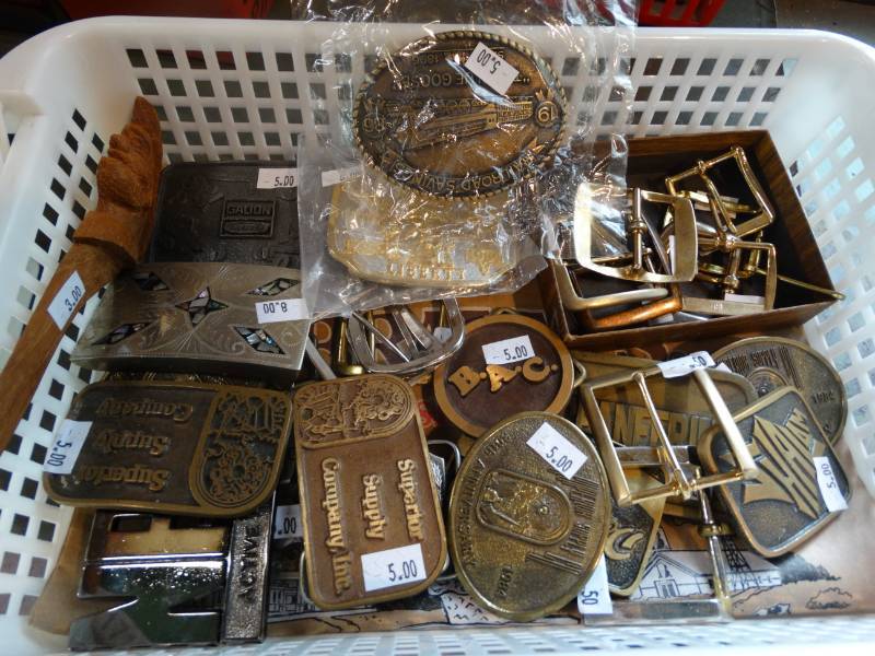 lot 17125 image: Lot of various belt buckles.