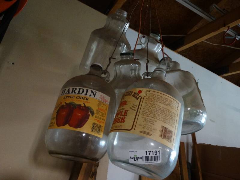 lot 17191 image: Lot of large glass jars.