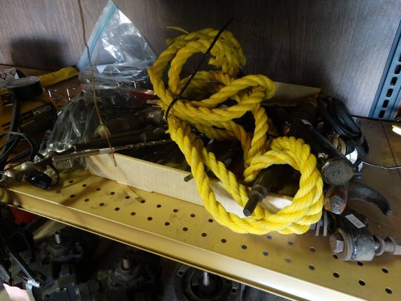 lot 17204 image: Door seals, rope, hand drill, drill bits & more.