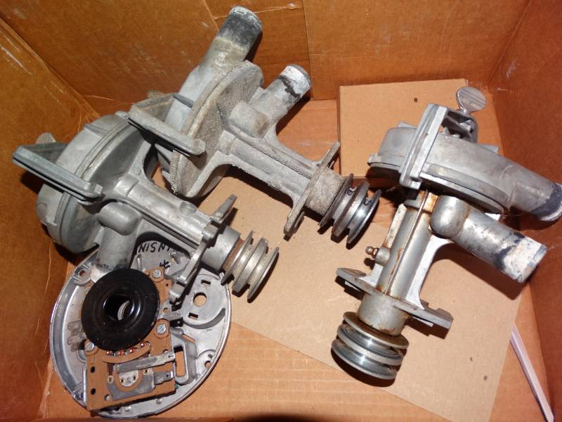 lot 17214 image: Compressor parts & sporlan catch all filter drier.