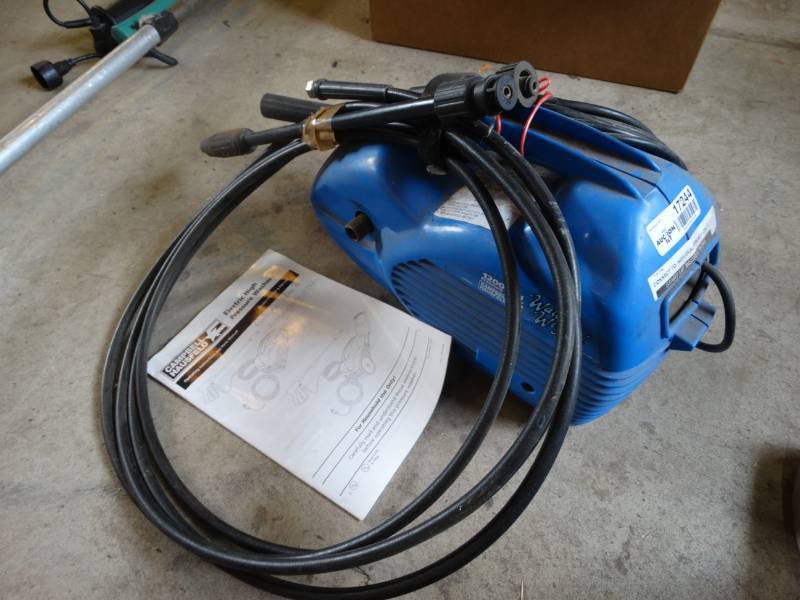 lot 17244 image: Electric high pressure washers.