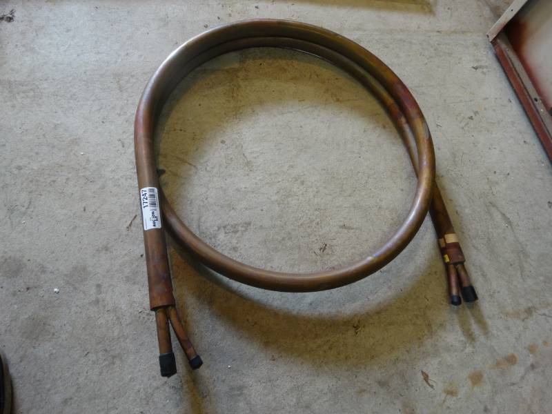 lot 17247 image: Copper pipe.