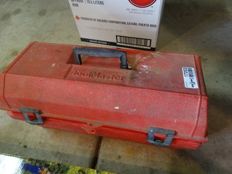 lot 17253 image: Paint sprayer.