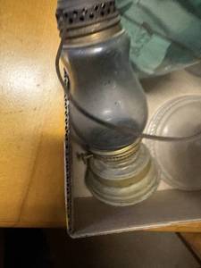 lot 1536 image: KEROSENE LAMPSBALL JAR...........................DR