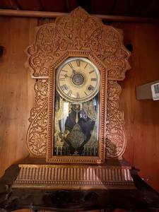 lot 1555 image: NAVY NO. 27 WM l GIBERT CLOCK CO. W KEY WORKS................DR