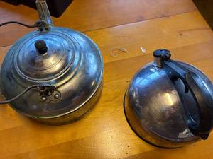 lot 1600 image: 2 OLD TEA POTS, 1 REVERE