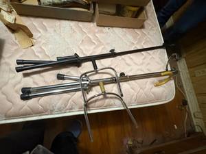 lot 1641 image: 2 guitar stands -- NBD