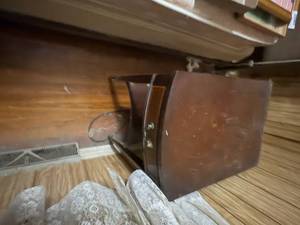 lot 1643 image: Nightstand  table -- NBD