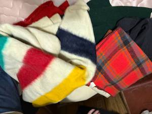 lot 1650 image: Wool blankets -- NBD