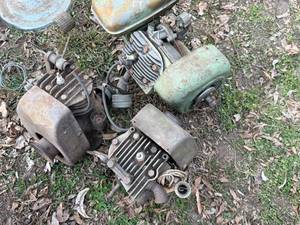 lot 1581 image: HANDI-HO REO 3 ANTIQUE GAS ENGINES, UNTESTED