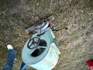 lot 1591 image: MAYTAG ENGINE WSQUIRREL CAGE FAN.............................BY