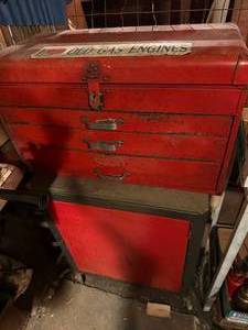lot 1704 image: Vintage 3-drawer chest toolbox, storage cabinet with wheels -- SSH