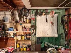 lot 1712 image: Misc. shop items (Fi-shock electric fence energizer & more) -- SSH