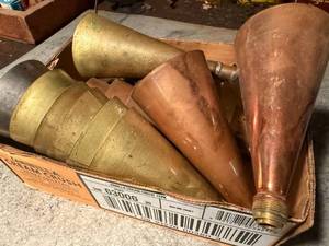 lot 1716 image: Brass & copper funnels with threaded ends -- SSH