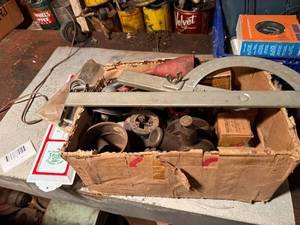 lot 1718 image: Pipe dies, taps and vinrage thermometer -- SSH