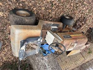 lot 1731 image: Sears 36 cut LT10 riding mower no deck -- BY