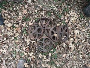 lot 1732 image: 6 Steel wheels -- BY