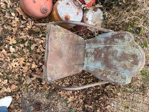 lot 1735 image: Antique metal lawn chair -- BY