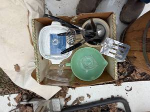 lot 1753 image: Box of dishes, Fire King - 8 cup bowl and Pyrex -- BY