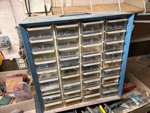 lot 1691 image: MULTI DRAWER ORGANIZER W TINY SPRING & MACHINE SCREWS- NSHOP