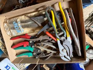 lot 1694 image: PLIERS & TIN SNIPS- NSHOP