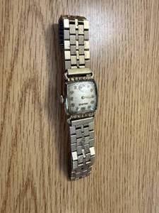 lot 1833 image: BULOVA 1951 MENS MECHANICAL WATCH