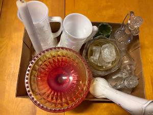 lot 1547 image: VINEGAR CRUETS MISC GLASSWARE...................................DR