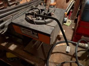 lot 2116 image: LYMAN MAG 20 LEAD DISPENSER POT