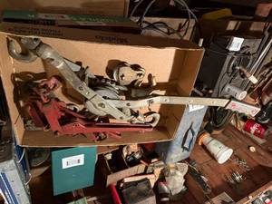 lot 2125 image: COME-ALONG (2 BOOMERS)- SHOP WW