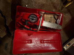 lot 2128 image: HOMELITE XL2 AUTOMATIC CHAINSAW W CASE- SHOP WW