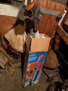 lot 2163 image: CORDLESS WEED EATER & BLOWER SET- SHOP WW