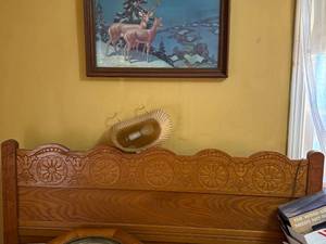 lot 1865 image: FULL SIZE WOOD BED AND PICTURE ON THE WALL. (BED ONLY-NO CONTENTS ON BED)- SBD