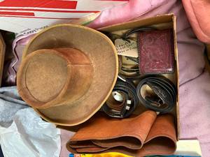lot 1868 image: LEATHER HAT, LEATHER BELTS & BILL FOLDS- SBD