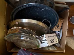 lot 1872 image: ROASTER, PORTABLE MIXER, STAINLESS TRAY, GLASS BAKE DISH, COFFEE POT & MORE- SBD