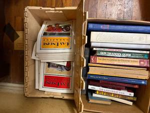 lot 1876 image: VINTAGE GAS ENGINE MAGAZINE, BOOKS, MANUAL ETC.- SBD