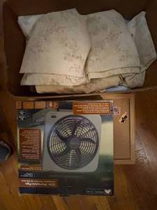 lot 1892 image: SHEETS, FAN & BULLETIN BOARD- SBD