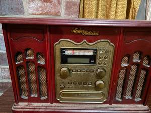 lot 2240 image: ANDRES NICHOLSON TURN TABLE W RADIO (VINTAGE-WOODEN)-LR