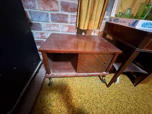 lot 2241 image: VINTAGE WOOD RECORD CABINET 18X27X18- LR