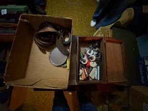 lot 2267 image: LEATHER BELTS, WOOD BOX OF CLIPPERS, KEYS & MORE- LR