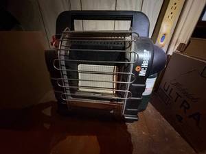 lot 2290 image: MR. HEATER PROPANE HEATER- LR