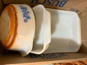 lot 1621 image: ANCHOR HOCKING BAKING DISHES......................KTHC