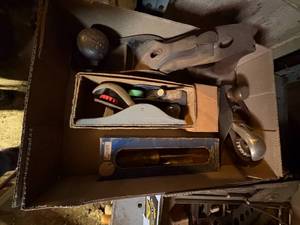 lot 1912 image: Chisels, planes -- NS