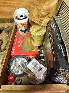 lot 1920 image: Freon fill kit, aux. light kit & misc. -- NS