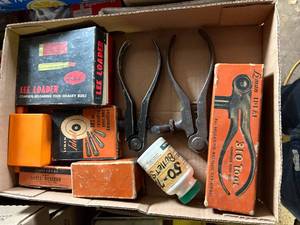 lot 1793 image: Lee hand loader, Lyman 22-Hornet loading dies, 30.6 loading dies, hand loading tools & dies -- BY