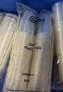 lot 77 image: Clear Plastic Disposable Cups - 9oz (100 Count) - Retail $8