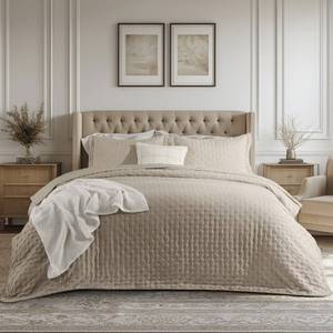 lot 1423 image: Bedsure Quilts Queen Size - Ultra Soft Queen Quilt Bedding for Modern Farmhouse Bedroom Decor, Lightweight All-Season Comforter, Taupe Bedspread Coverlet 90x96 Inch