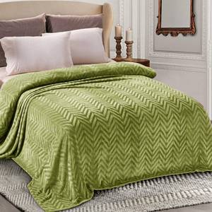 lot 5229 image: Whale Flotilla Flannel Fleece Twin Size Bed Blanket, Twin XL Lightweight Breathable Soft Bedspread Plush Fluffy Coverlet Chevron Design Decorative Blanket for All Season, 90x66 Inch, Olive Green