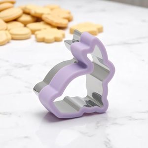 lot 14195 image: Generic 1Pcs Biscuit Cutter Medium Rabbit-Shaped Cutter Hand Washable Stainless Steel Plastic Light Purple 6.8x7.5x4cm