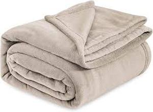 lot 5310 image: Bedsure. Get cozy queen size blanket color tan