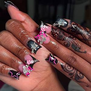 lot 4392 image: French Tip Press on Nails Short Dcuk Fake Nails Black False Nails Glossy Artificial Nails with Flowers Designs Stick on Nails for Women 24pcs